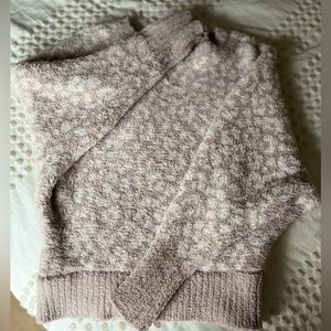 Tan and Cream cheetah print sweater!!